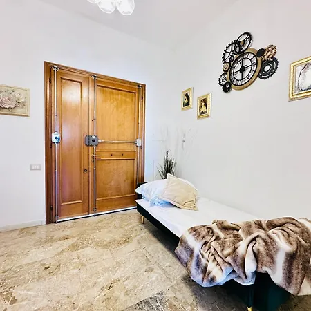 Trastevere Lulus * Rome